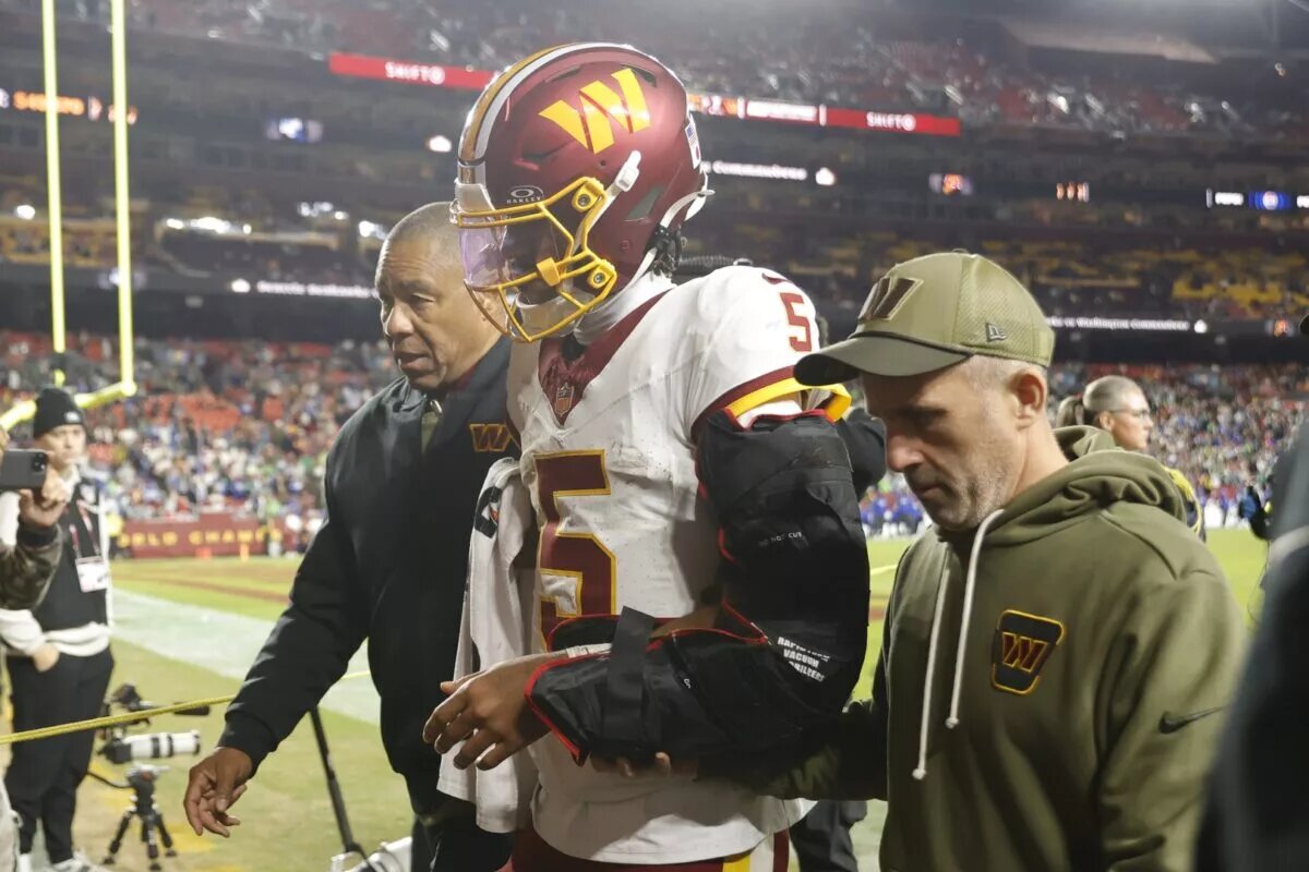 jayden daniels injury