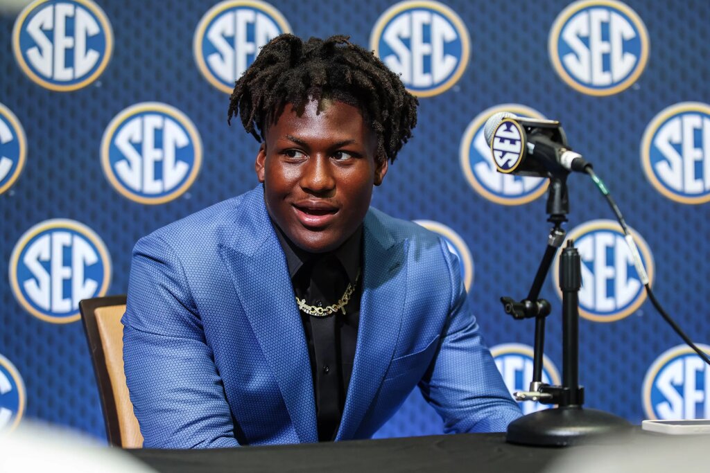 Anthony Hill Jr.