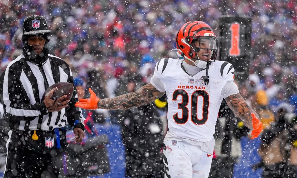 Chase Brown Week 15 Start and Sit