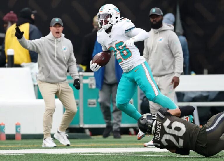 De'Von Achane Injury