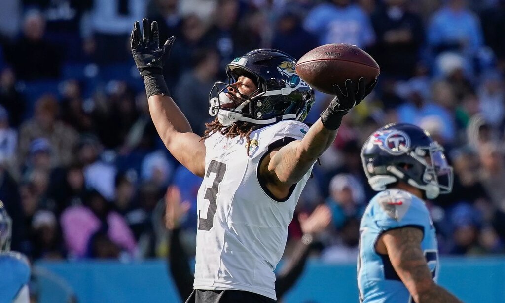 Jakobi Meyers Week 14 Wide Receivers to start
