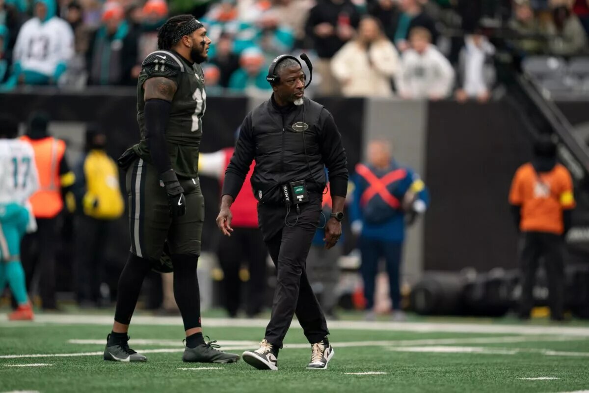 Jets Succumb to Dolphins, Extending Playoff Drought to 15 Years
