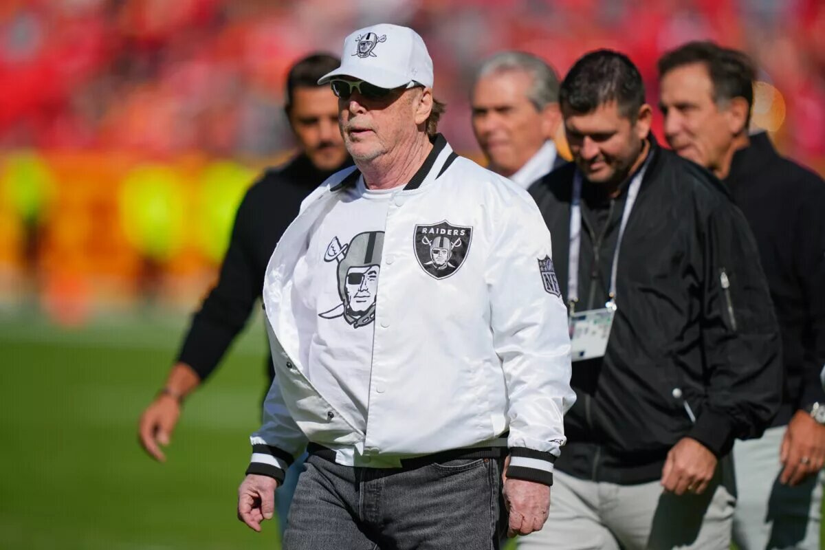 Mark Davis Raiders