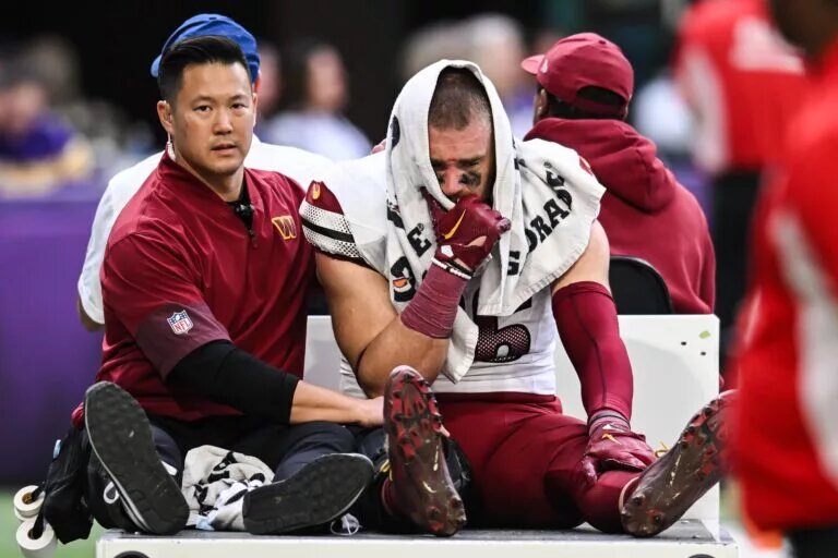 commanders zach ertz injury