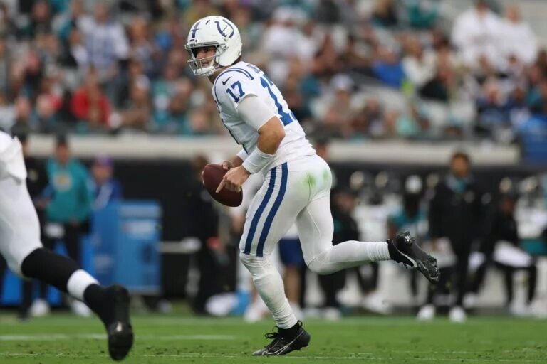daniel jones injury