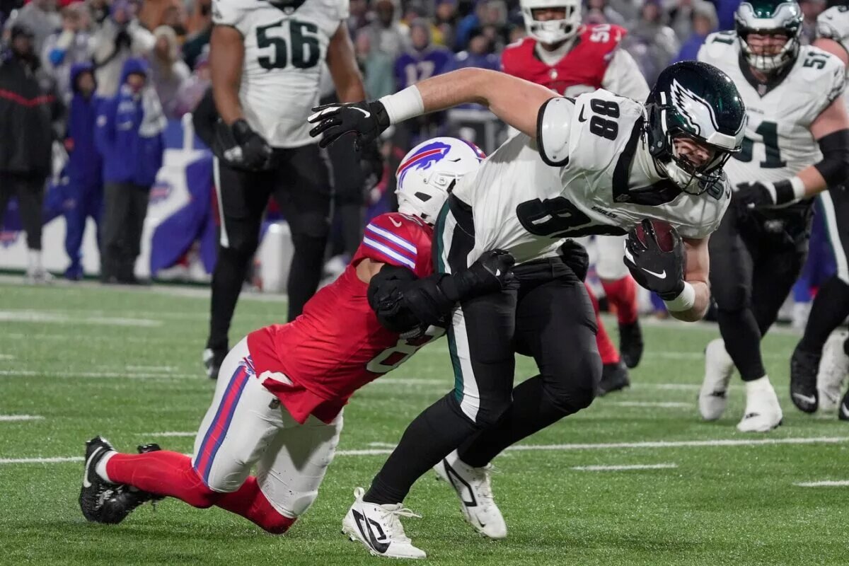 Dallas Goedert Injury