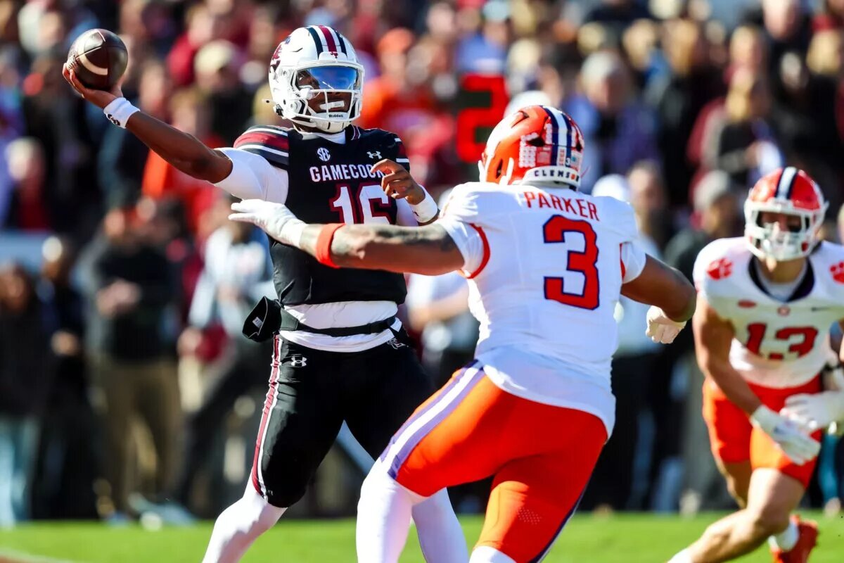 New England Patriots 2026 Mock Draft T.J. Parker, Clemson, EDGE