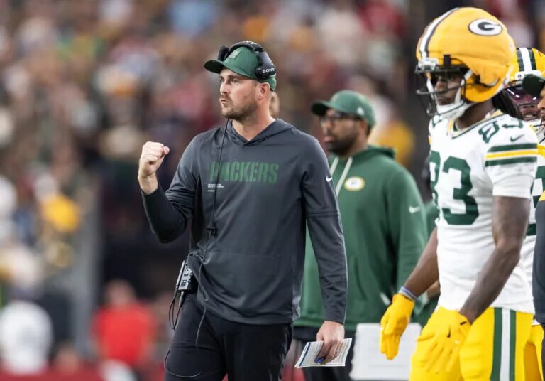 Philadelphia Eagles hire Sean Mannion As OC