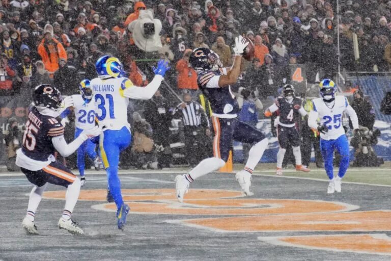bears dj moore trade