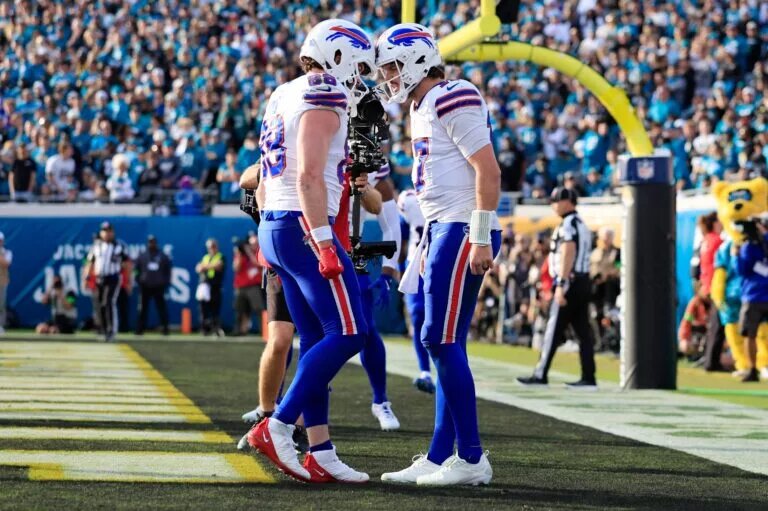 bills cut dawson knox