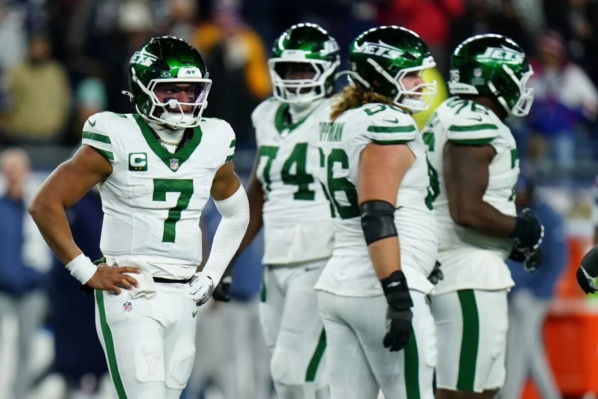 jets cut justin fields