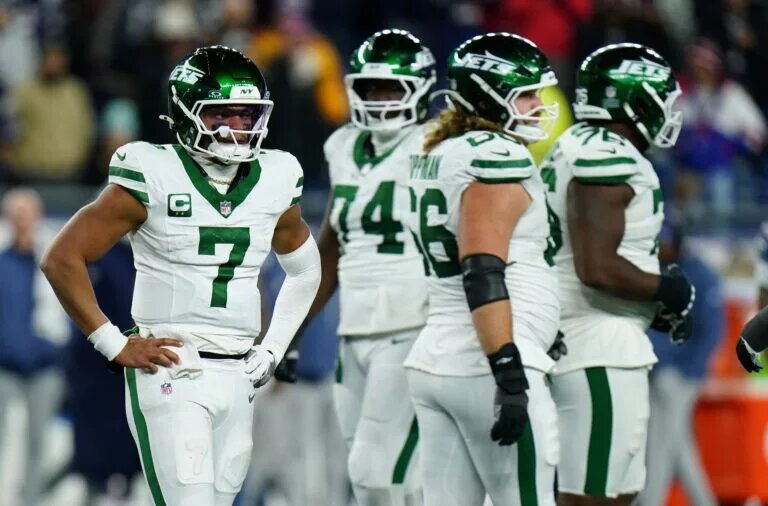 jets cut justin fields