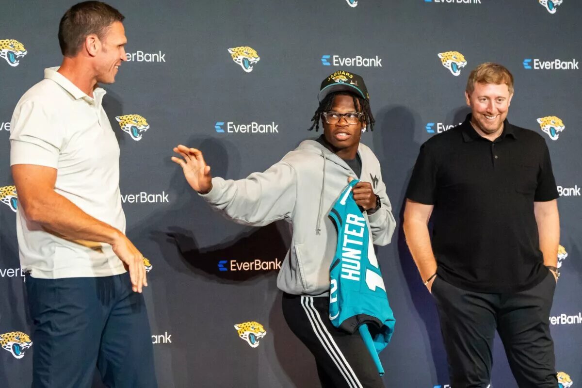 Travis Hunter Usage