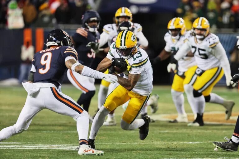 eagles packers dontayvion wicks