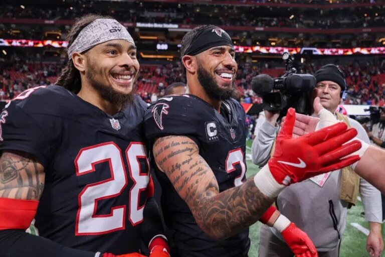 falcons trade jessie bates