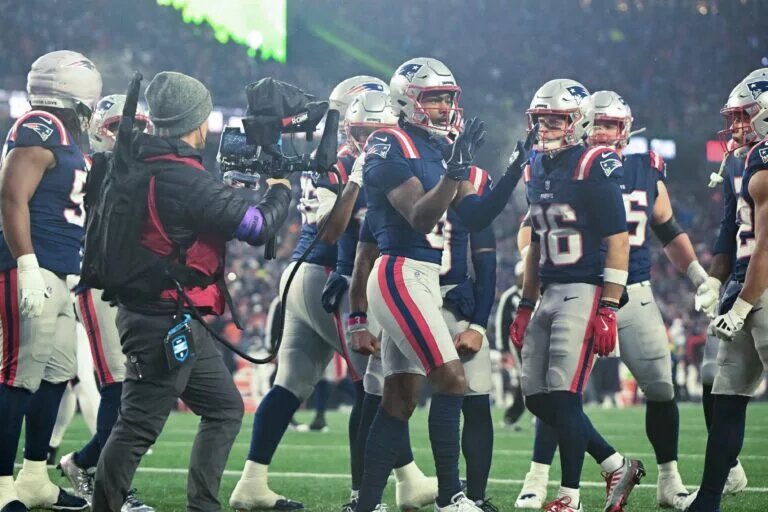 patriots cut stefon diggs