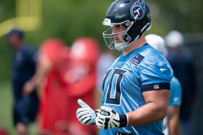 Kevin Zeitler Free Agent