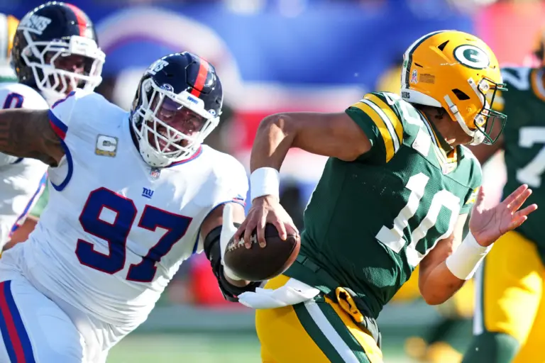 Should The Rams Trade For Dexter Lawrence b