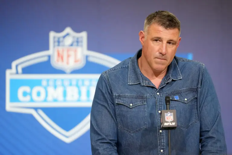 The Mike Vrabel and Dianna Russini Timeline Shows Why This Story Won't Go Away
