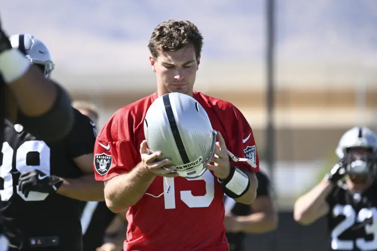 Raiders quarterback