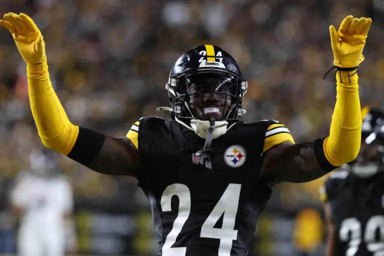 Steelers cornerback