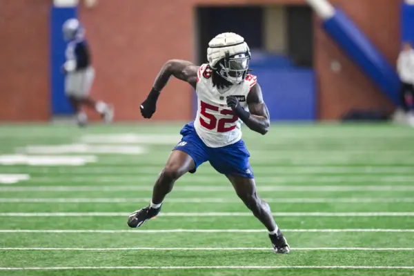 Who Is Standing In the Way of Giants Rookie Arvell Reese of Winning Defensive Rookie of the Year?