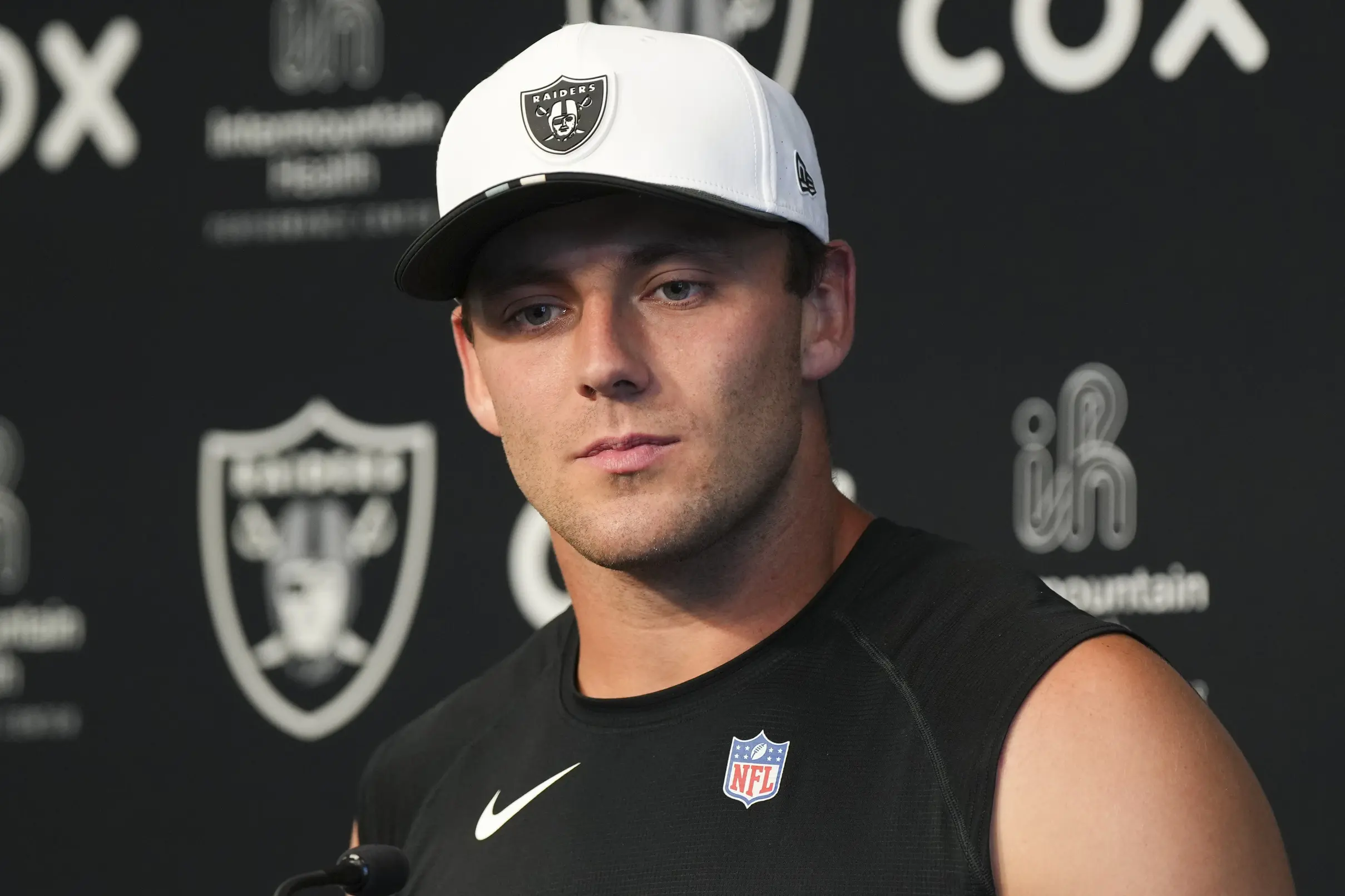 Brock Bowers Trade