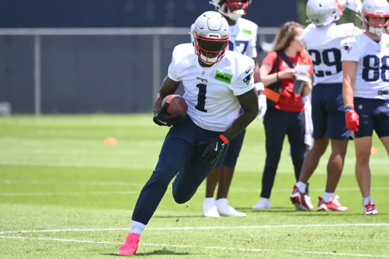 AJ Brown, wide receiver, New England Patriots, AFC East Wide Receivers