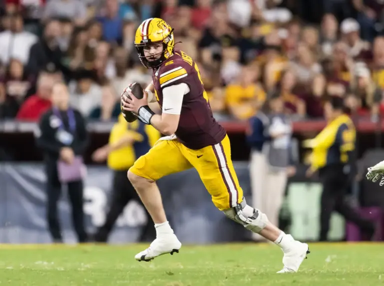 Drake Lindsey, quarterback, Minnesota Drake Lindsey 2027 NFL Draft
