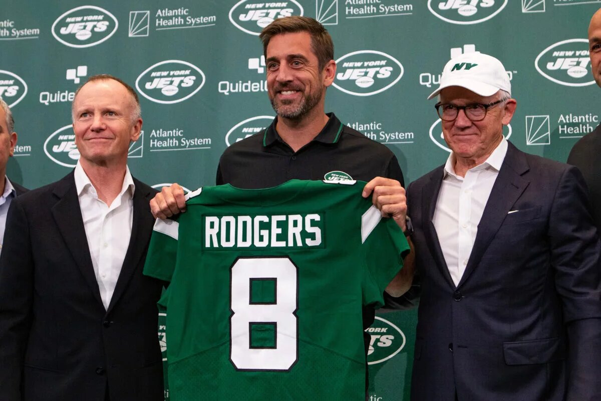 How Is Aaron Rodgers Trade Being Received And NFL Draft Coverage Insight