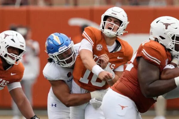Pigskin & Burnt Ends: Manning Rebounds, Baylor Edges SMU