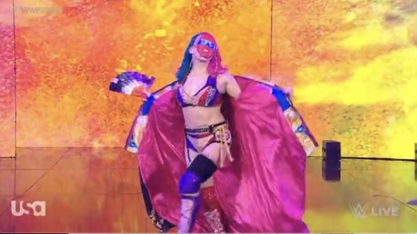 Asuka Returns on Monday Night Raw
