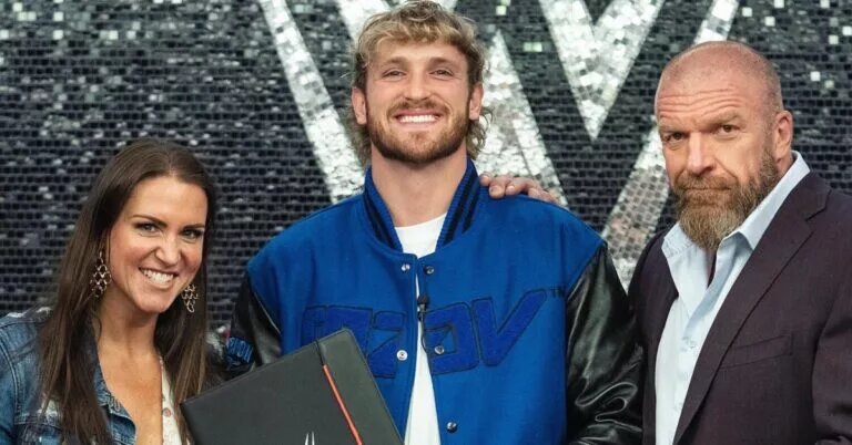 Logan Paul Signs With WWE