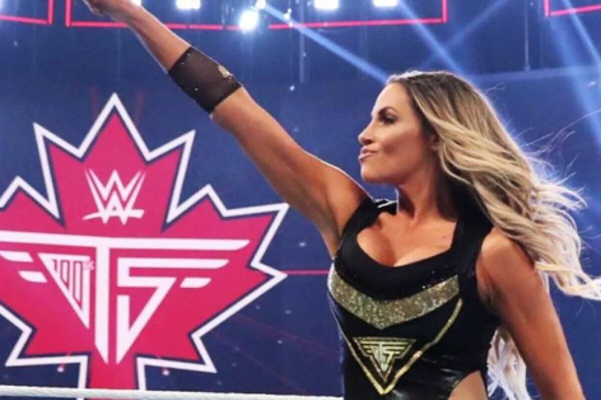 Trish Stratus RAW