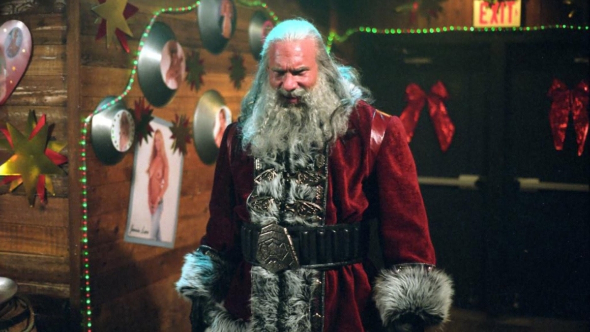 Santas Slay Featuring Bill Goldberg