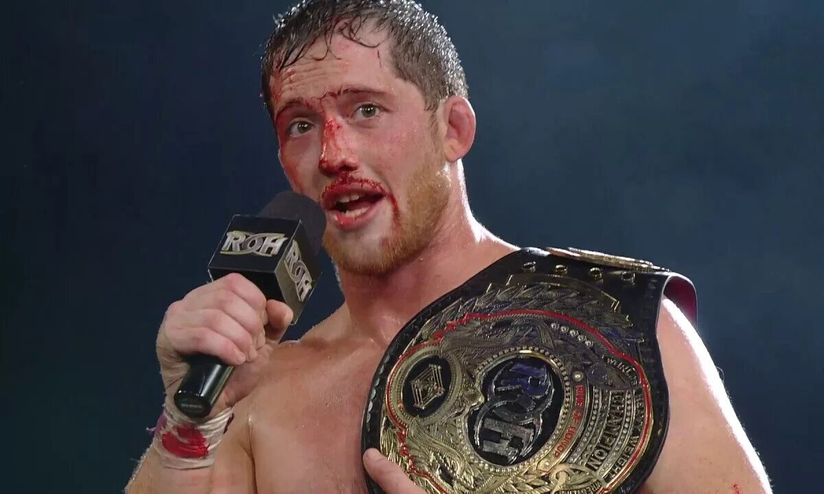A photo of Kyle O'Reilly as ROH World Champion.