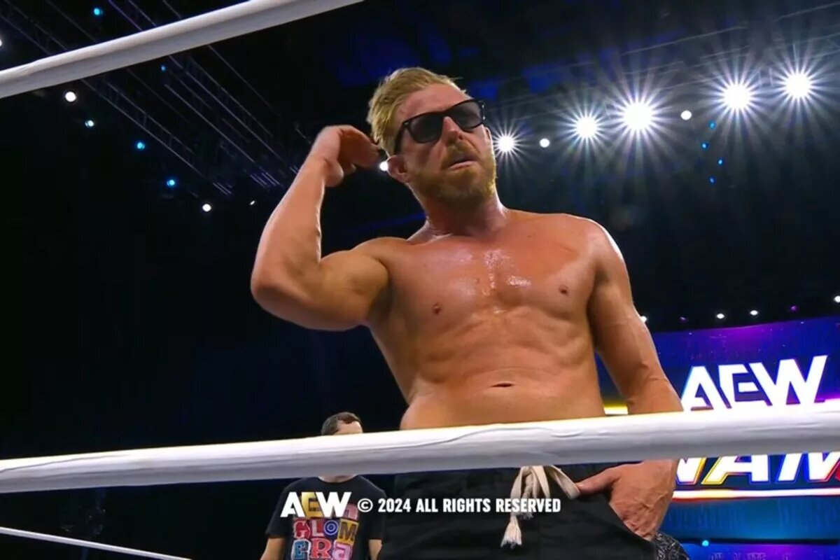A photo from AEW Dynamite featuring Orange Cassidy.