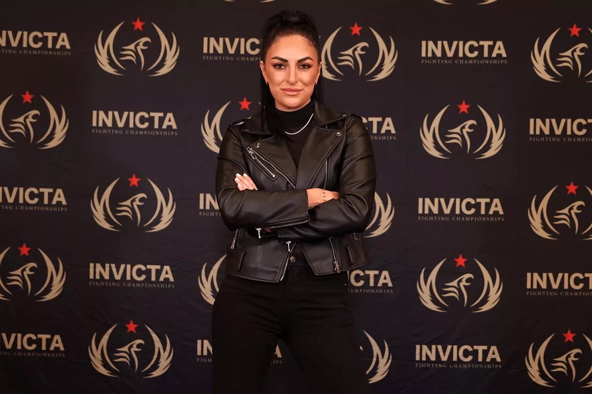 Daria Berenato (Sonya Deville) Makes MMA Commentary Debut (Press Pass Report)