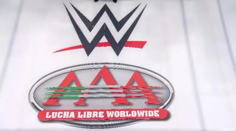 A graphic for AAA Triplemania Regia.