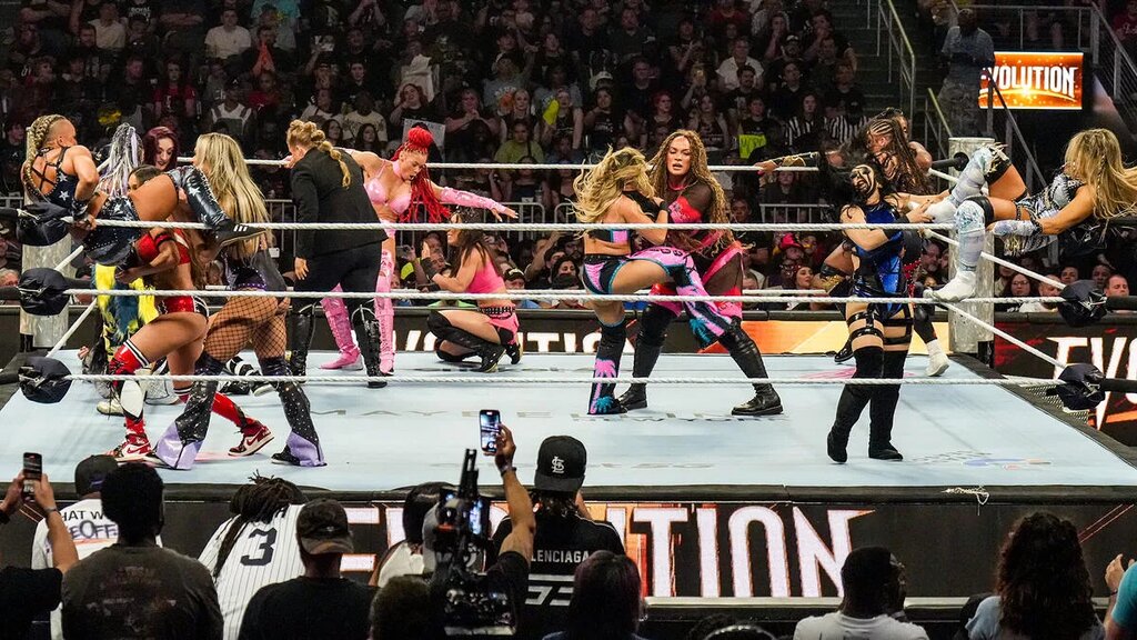 Natalya Goes From WWE Evolution To GCW Bloodsport