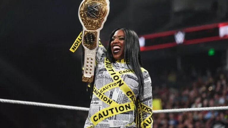 A photo of WWE Raw star Naomi.