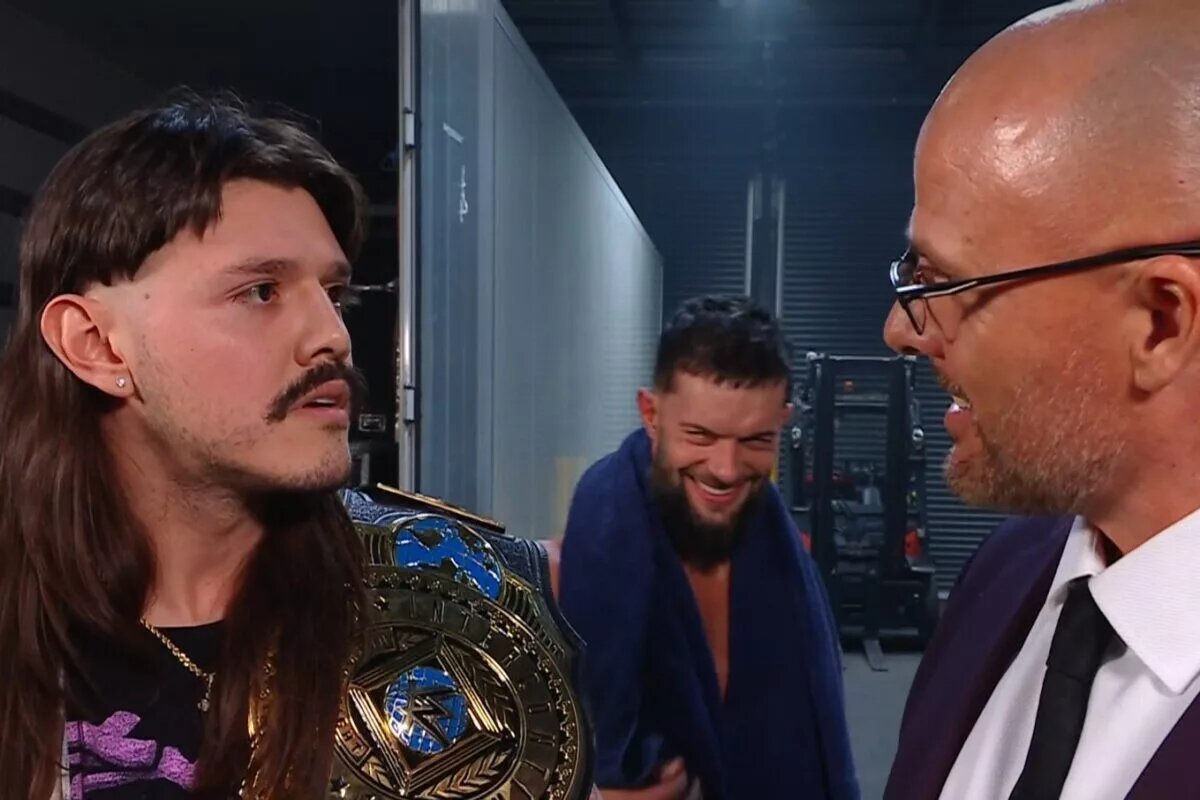 A photo of Dominik Mysterio on WWE Raw.