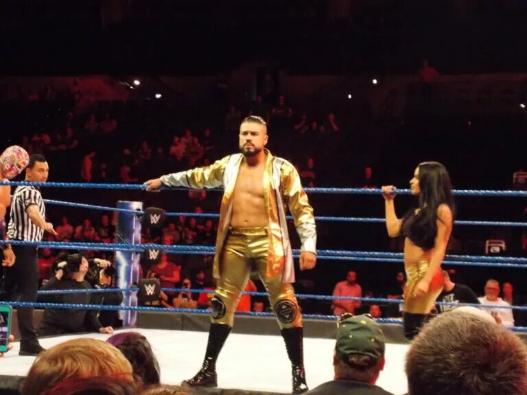 A photo of WWE and AEW star Andrade El Idolo.