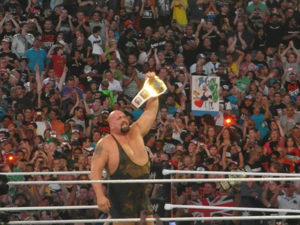 A photo of the Big Show, a superstar that has most losses in WWE PPV history.
