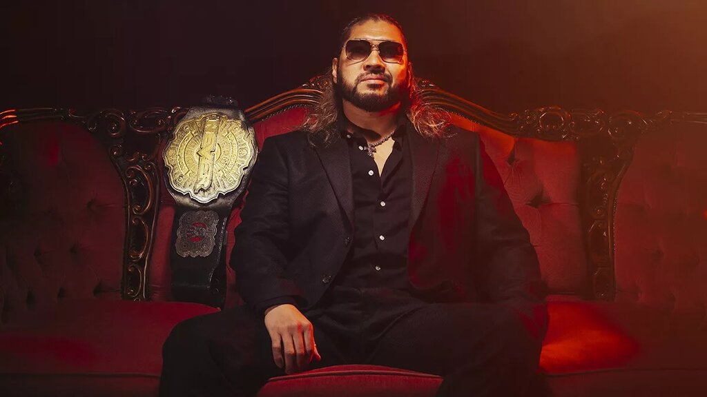 EVIL, as the NEVER Openweight Champion, last month before Wrestle Kingdom 20