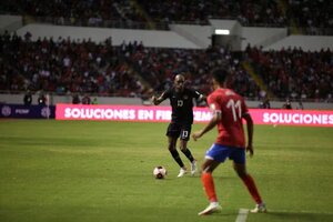 CanMNT suffers first loss: Canada's Atiba Hutchinson