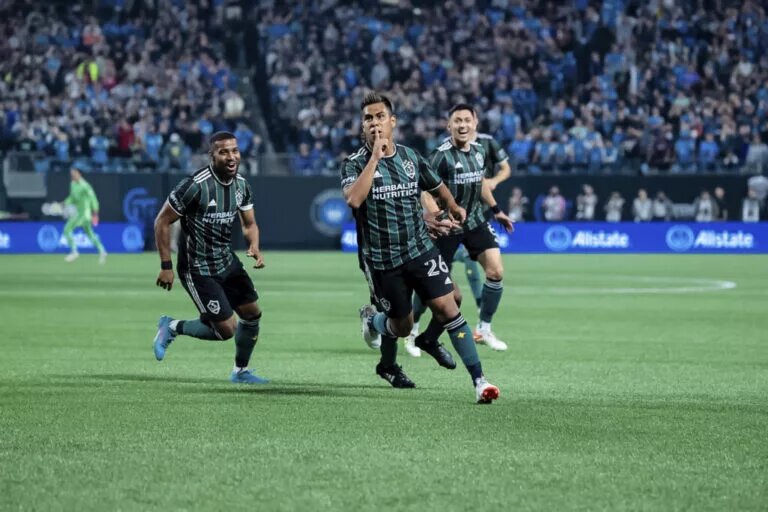 LA shuts down Charlotte on March 5, 2022