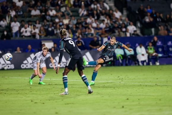 LA Galaxy striker, Dejan Joveljić, strikes a ball in the Cali Clásico on July 14, 2022