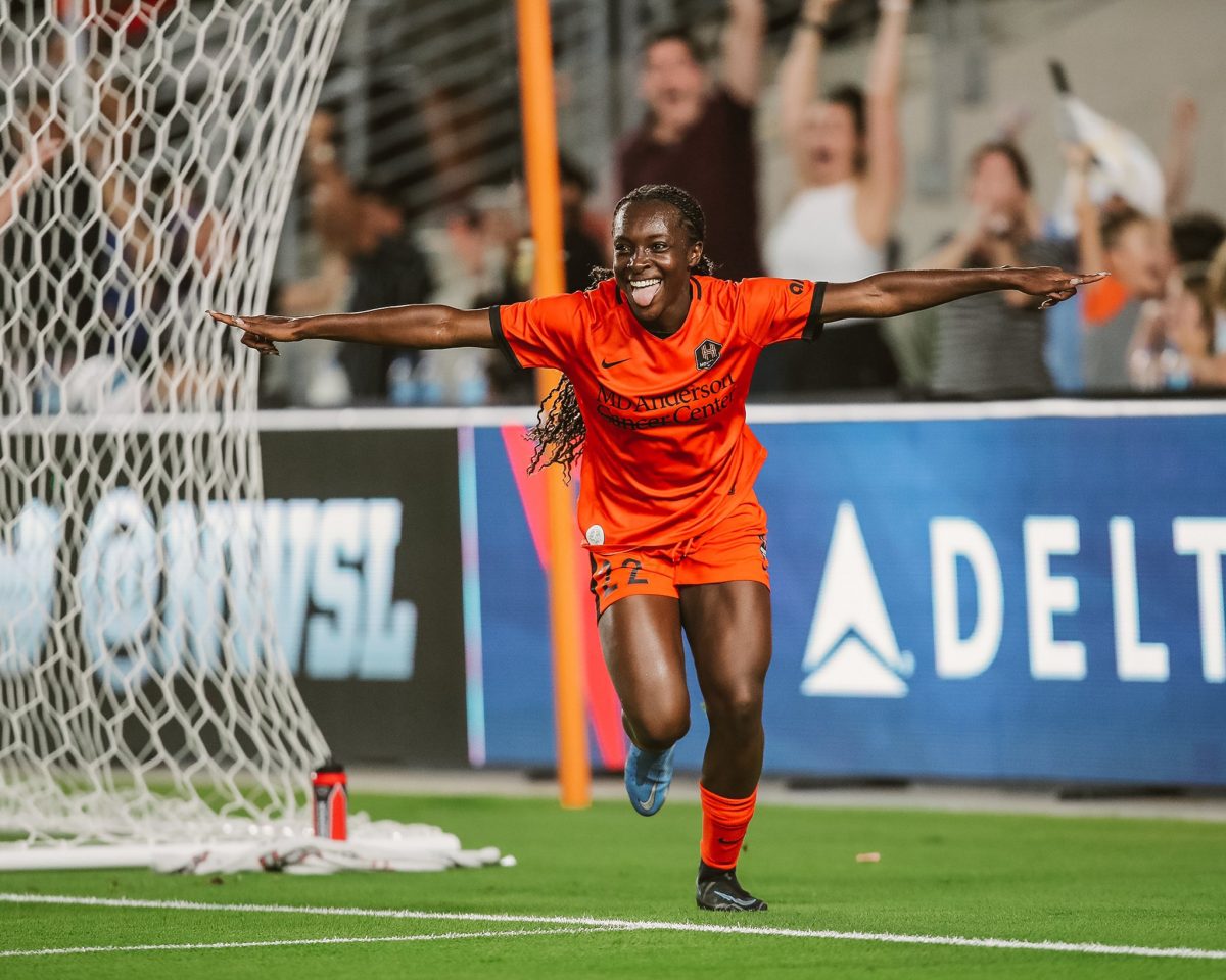 Houston Dash's Michelle Alozie scored one of two Stoppage-Time NWSL Goals on August 27, 2022