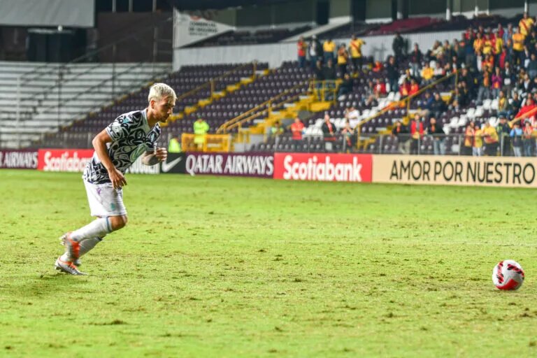 Marco Bustos converts penalty as Pacific FC played valiantly but loses in a penalty shoot-out on August 23, 2022